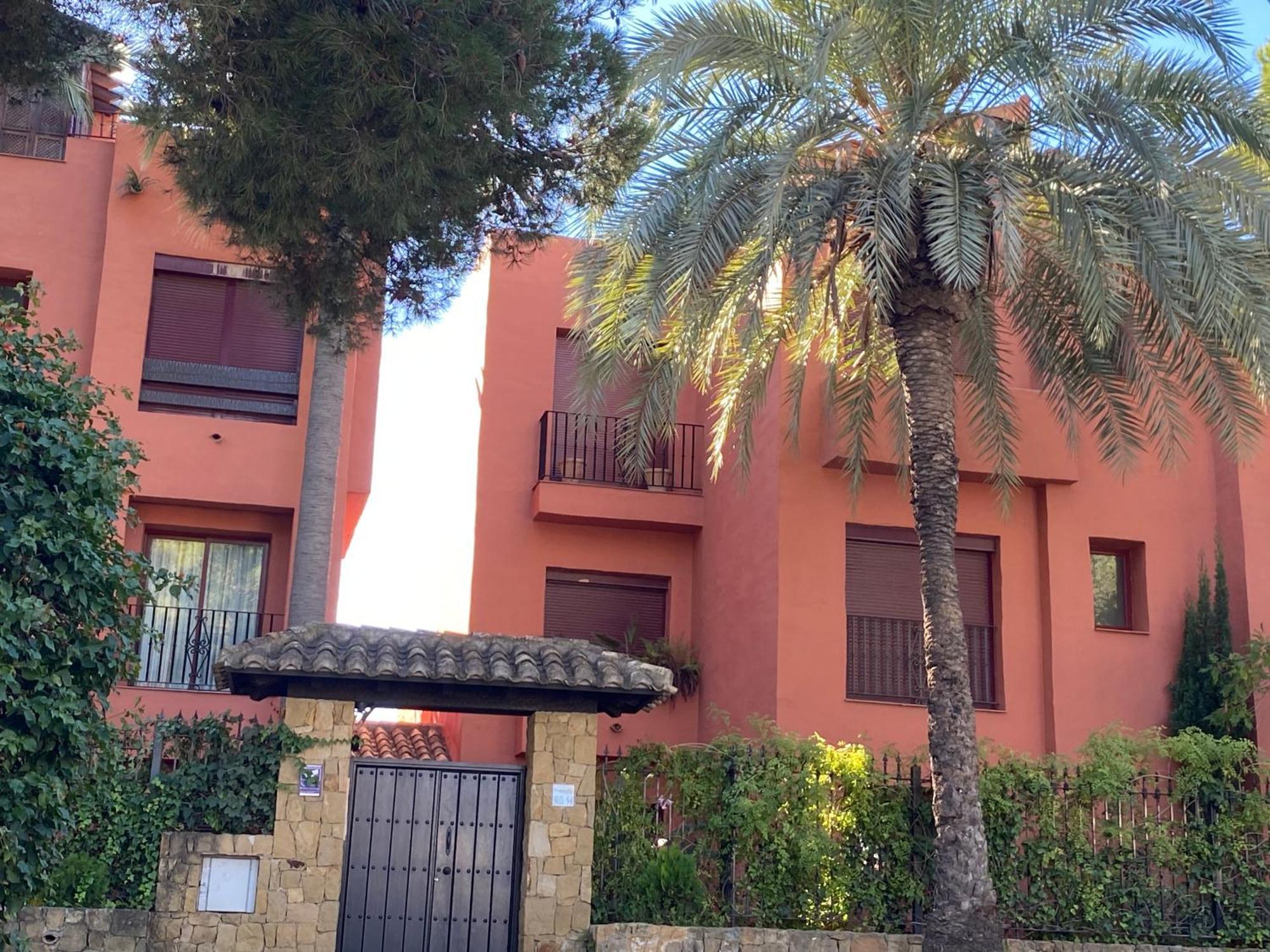 Don Carlos Apartment