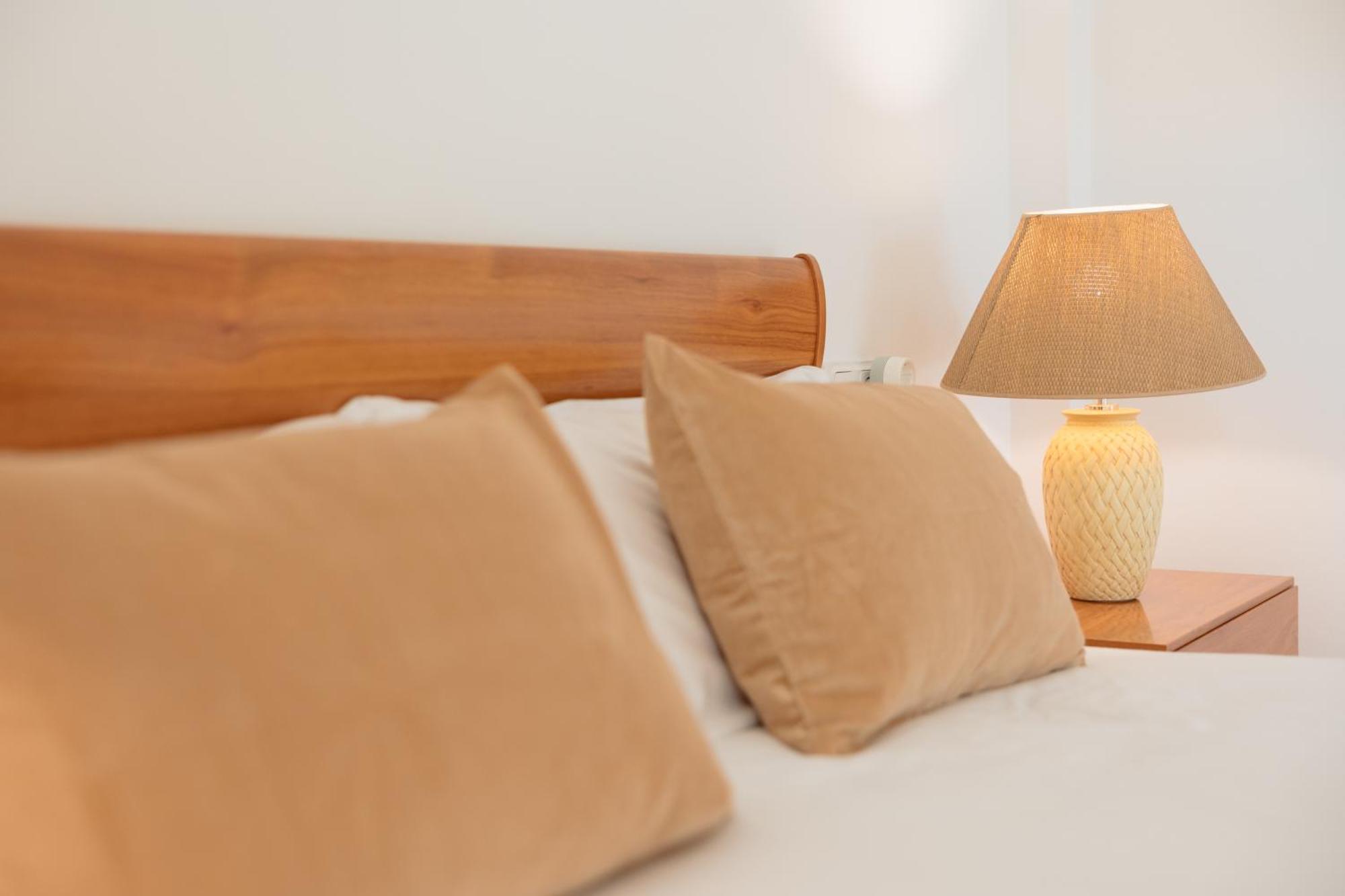 Apartment, Close To Beaches, Restaurants And Supermarkets, In Urb. Park Beach, Elviria Apartamento *