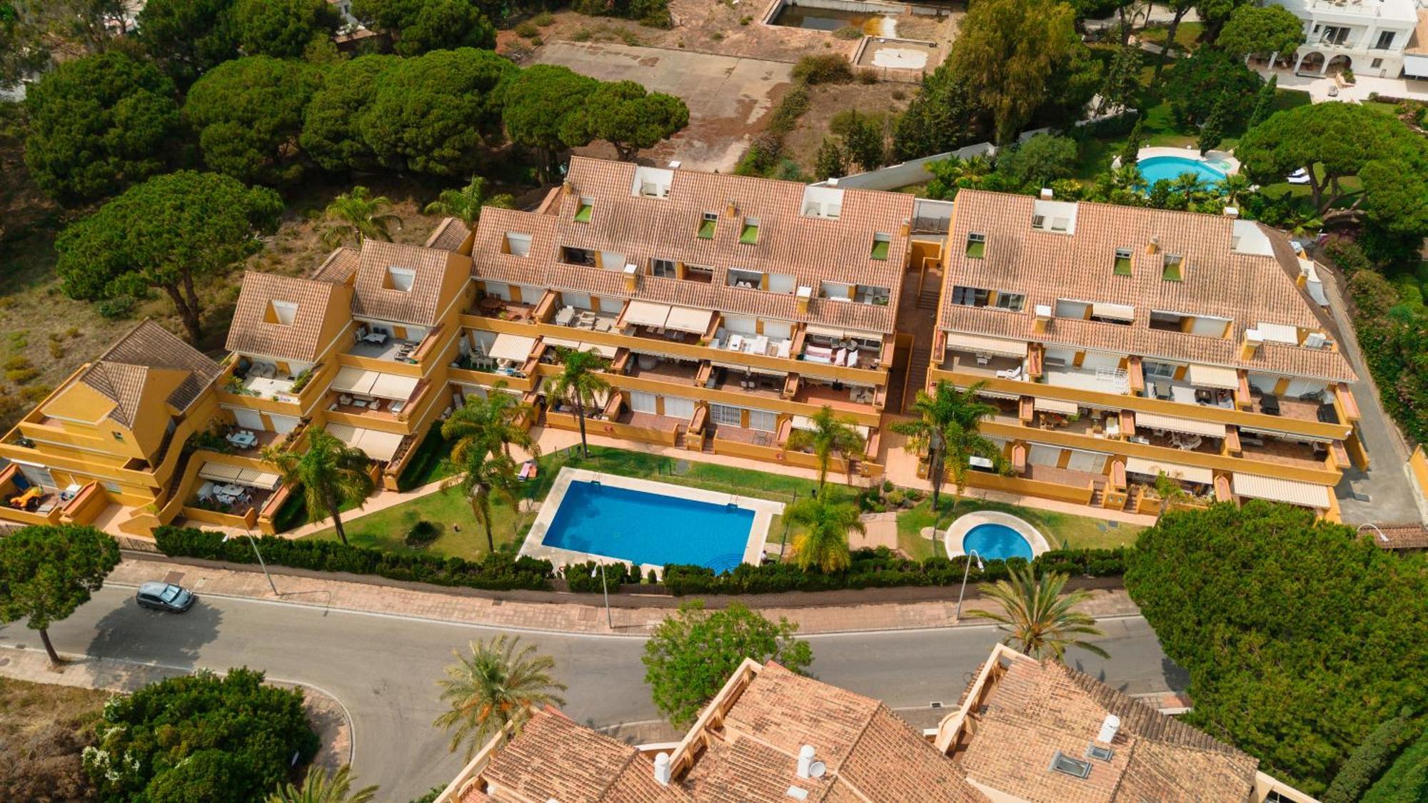 Apartment, Close To Beaches, Restaurants And Supermarkets, In Urb. Park Beach, Elviria Marbella