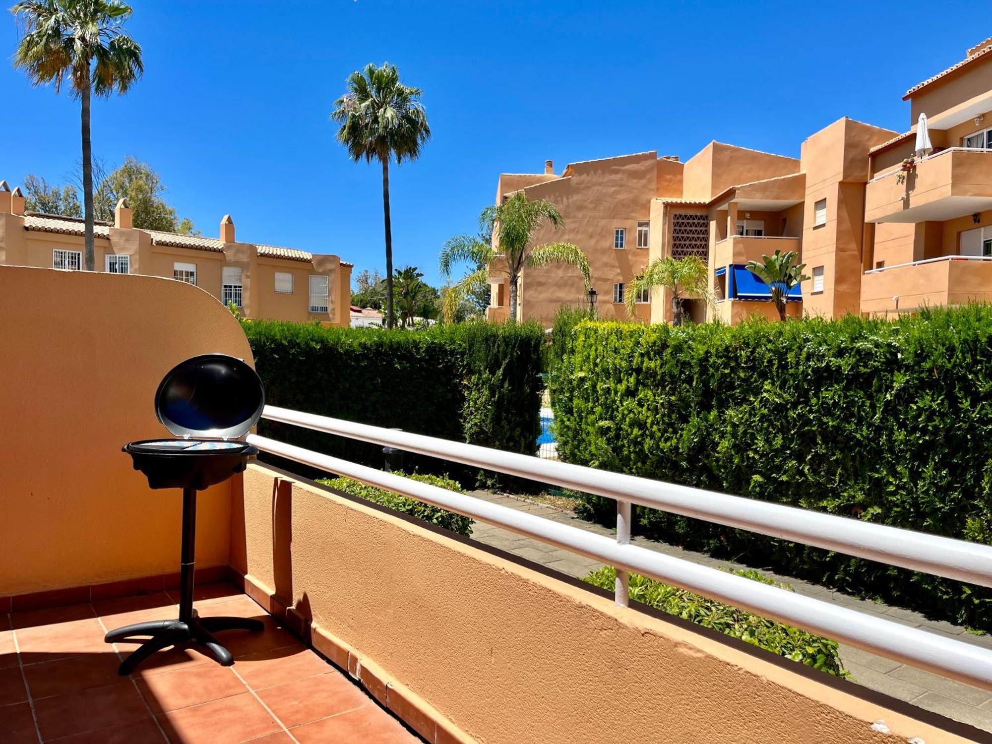 Peaceful Townhouse In Costabella Apartment Marbella