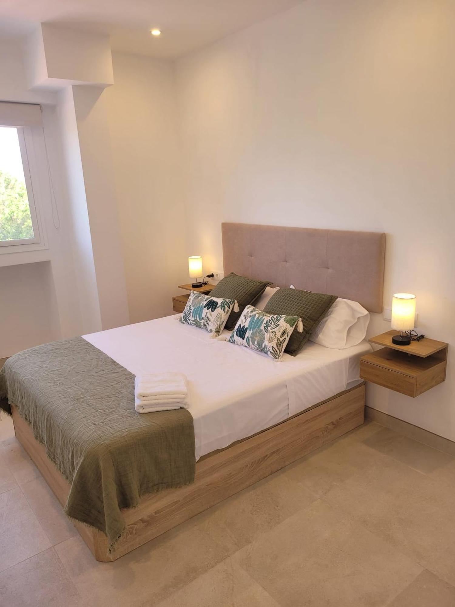 La Del Sol Apartment *