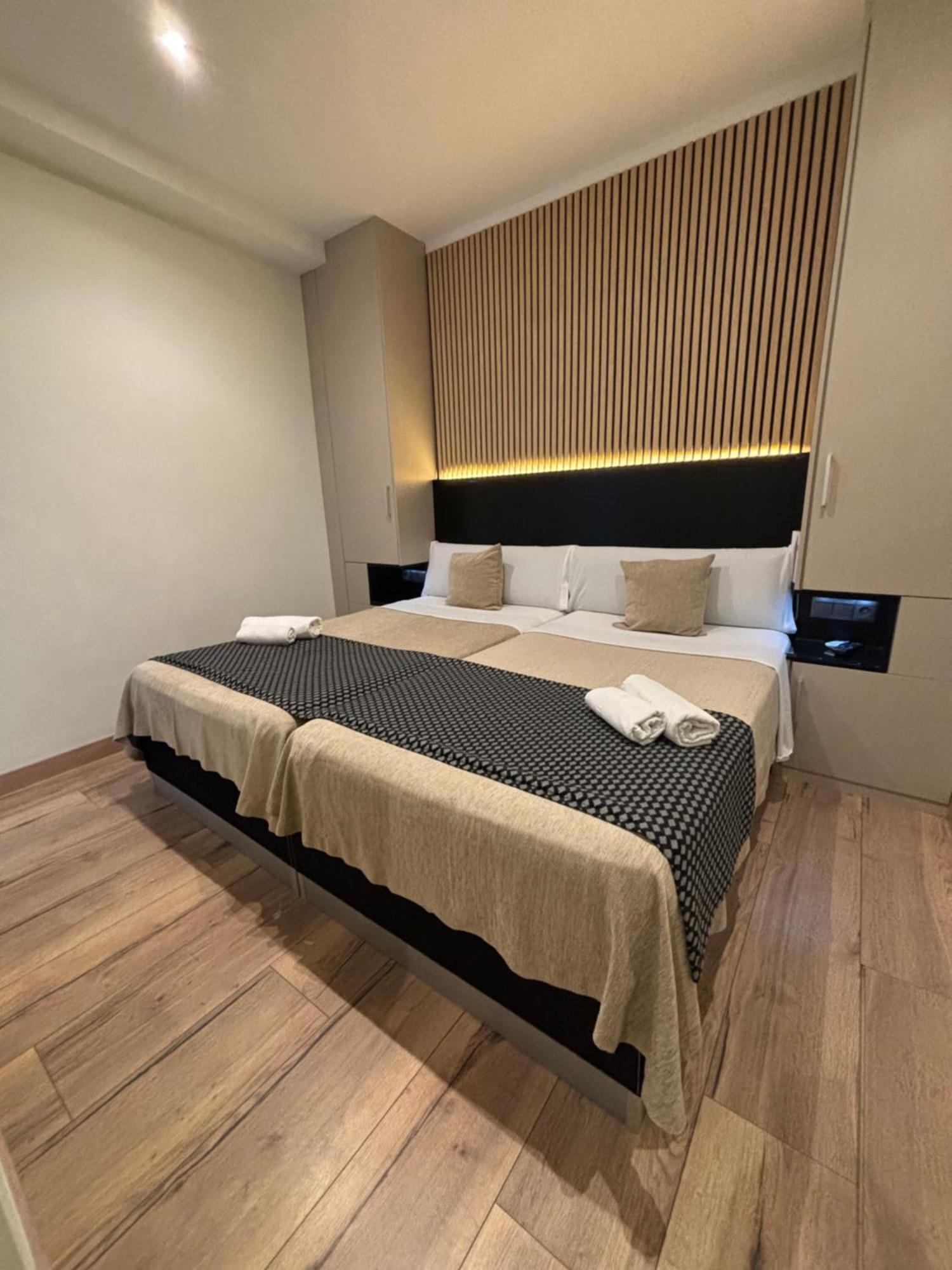 Daos & Terrace 3*