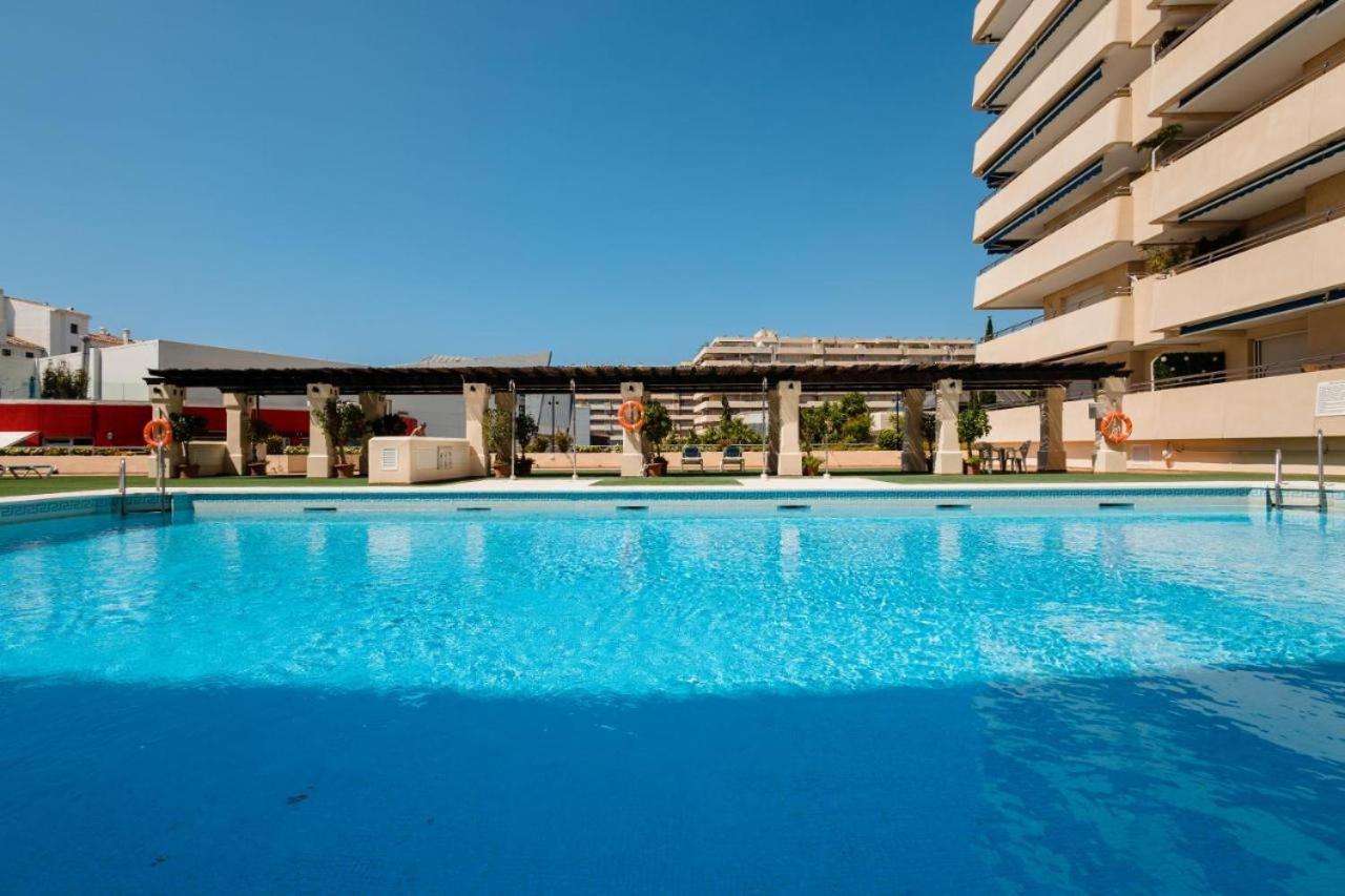 3 Lux Apt Puerto Banus-terrace 5 Min To Beach Apartment Marbella
