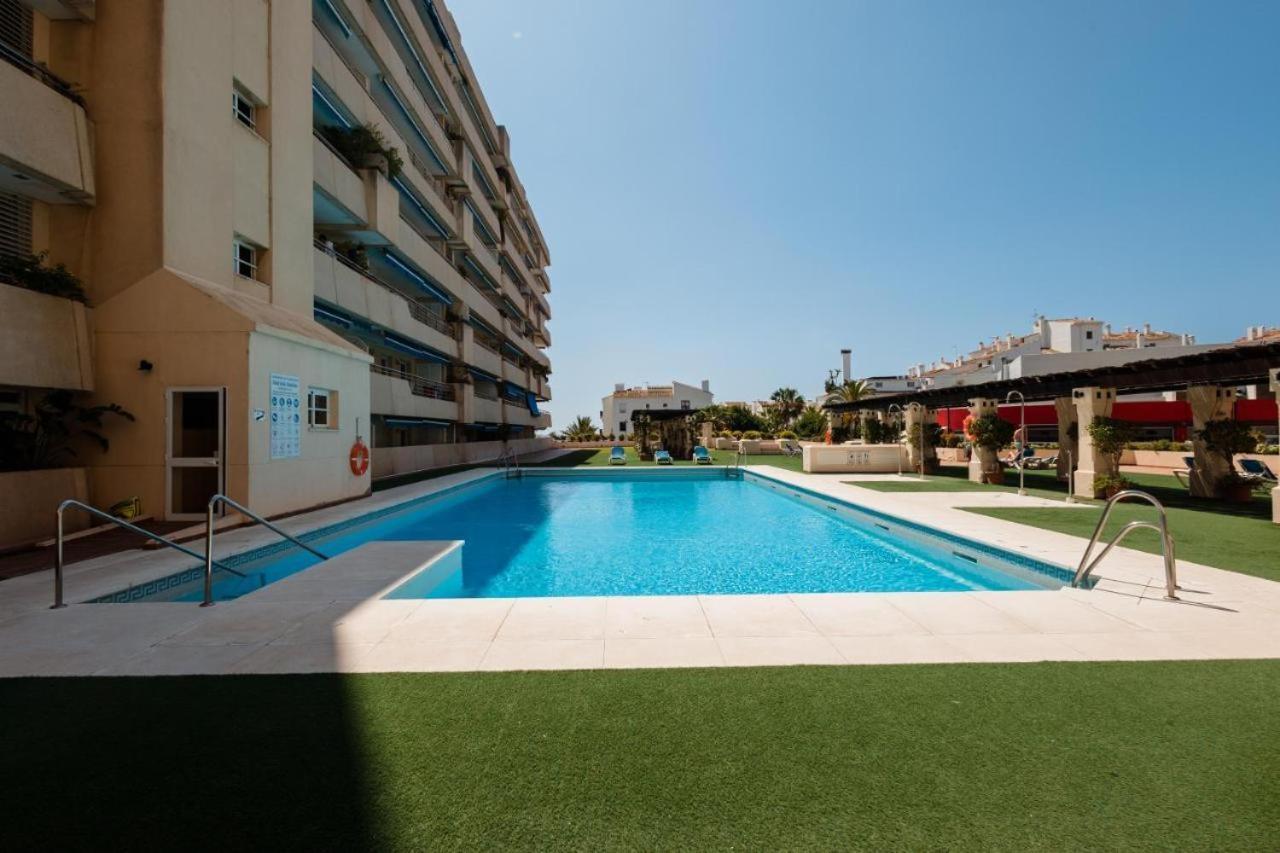 3 Lux Apt Puerto Banus-terrace 5 Min To Beach Apartment