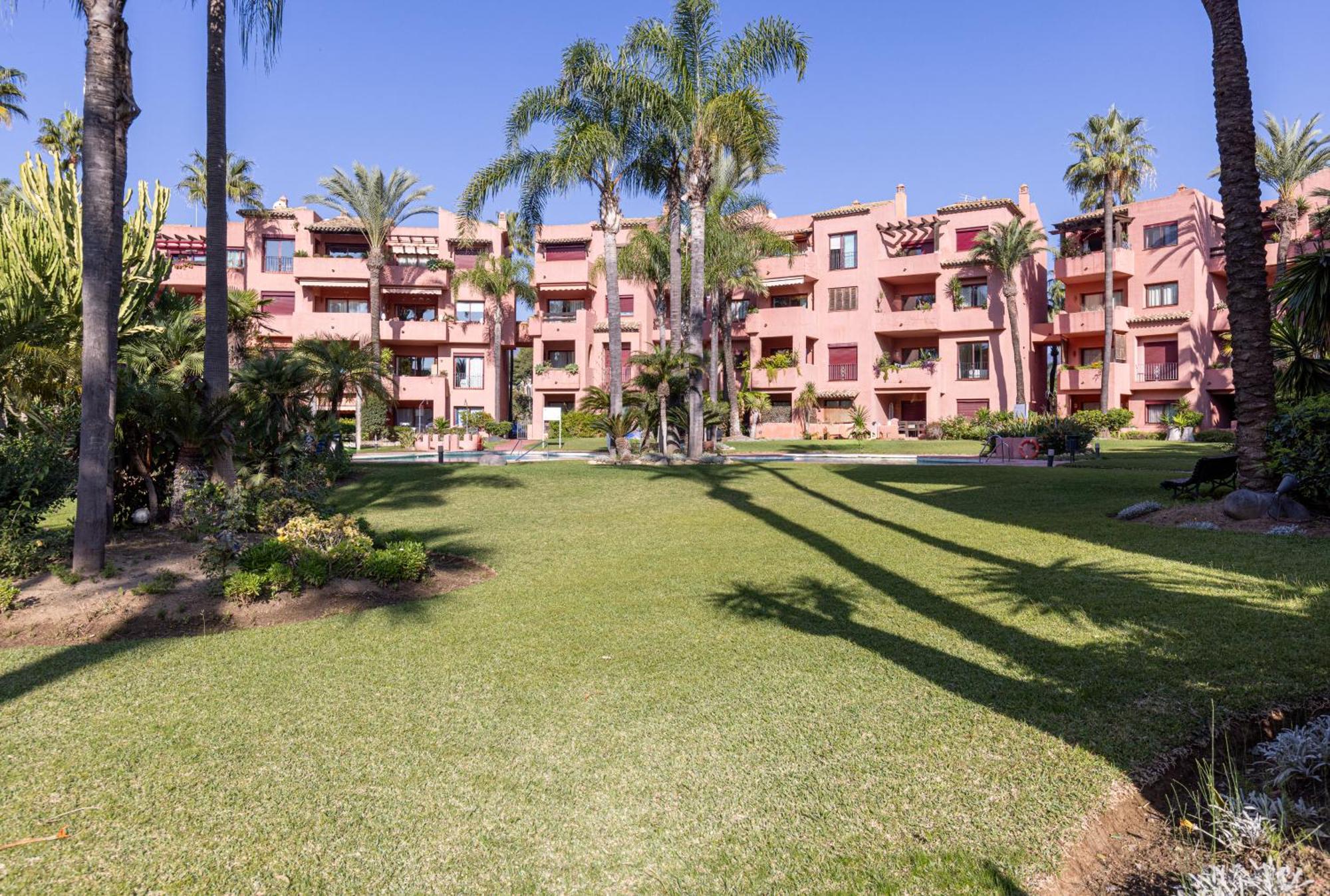Atico Vista Mar En Alicate Playa Marbella