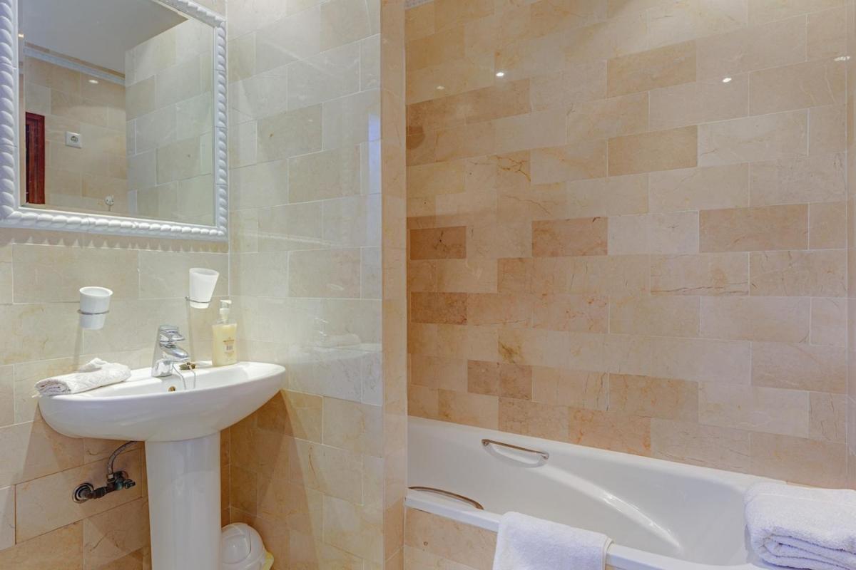 Casa Cumbre - 3 Bedroom *