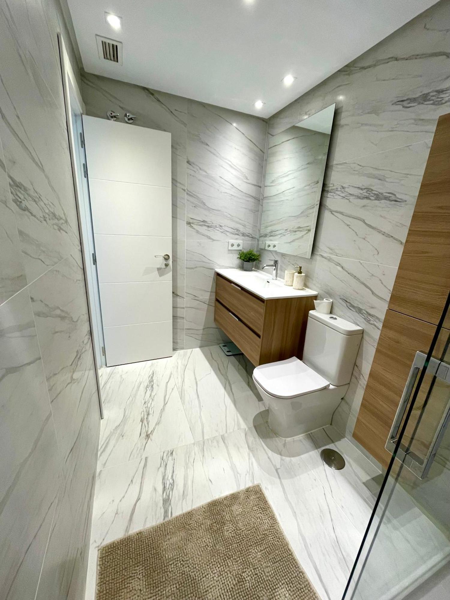 Dama Apartment