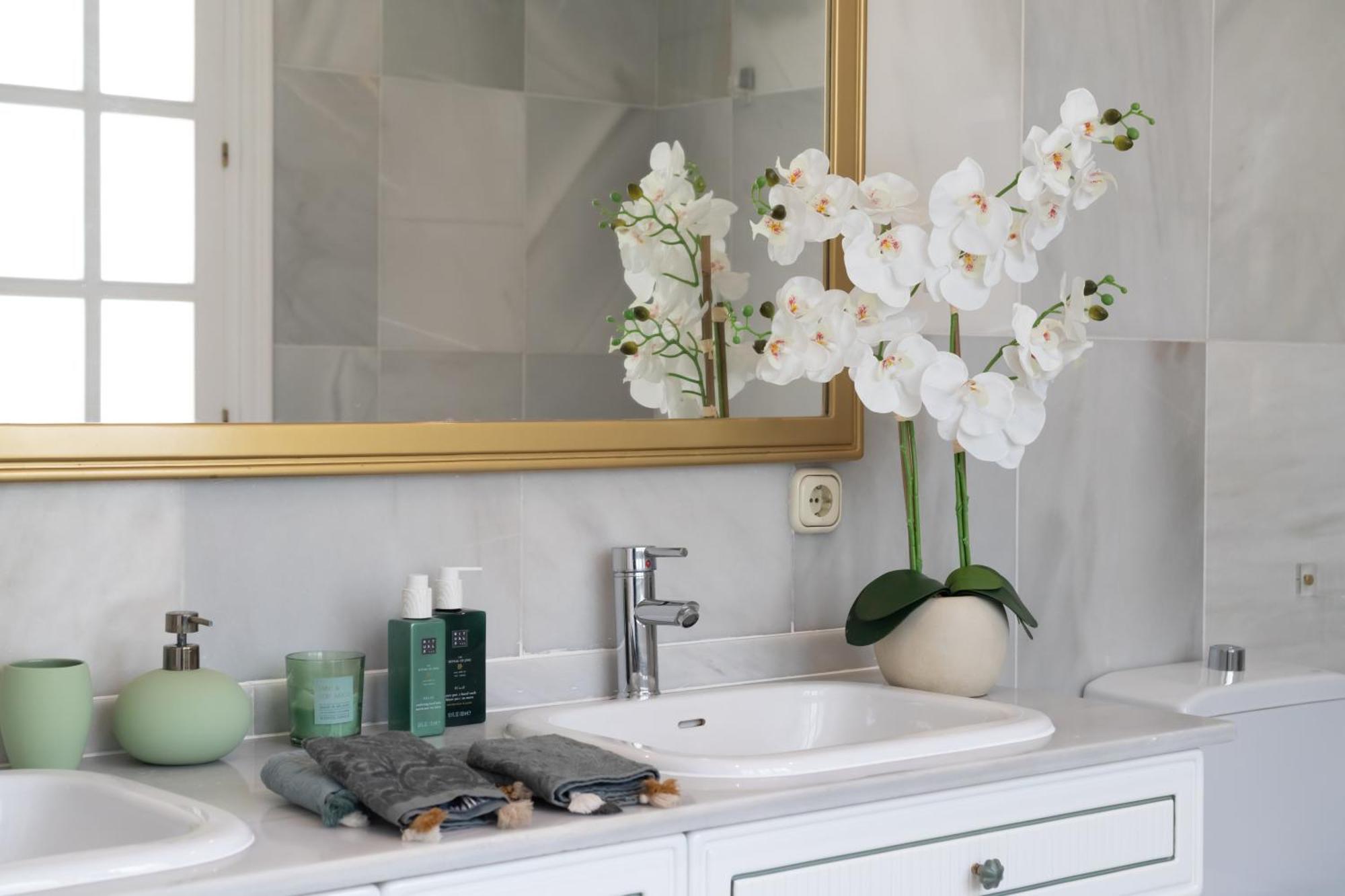 Aurora Boutique House - Only Adults Bed & Breakfast Marbella