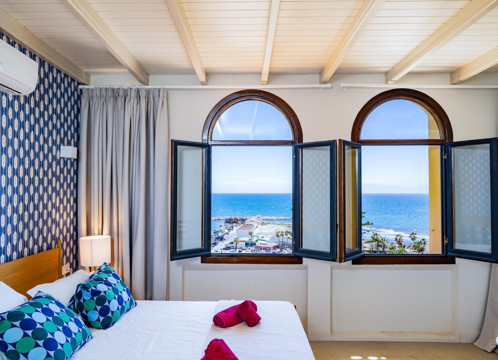 Espectacular Atico De 5 Niveles En Puerto De Cabopino Appartement Marbella