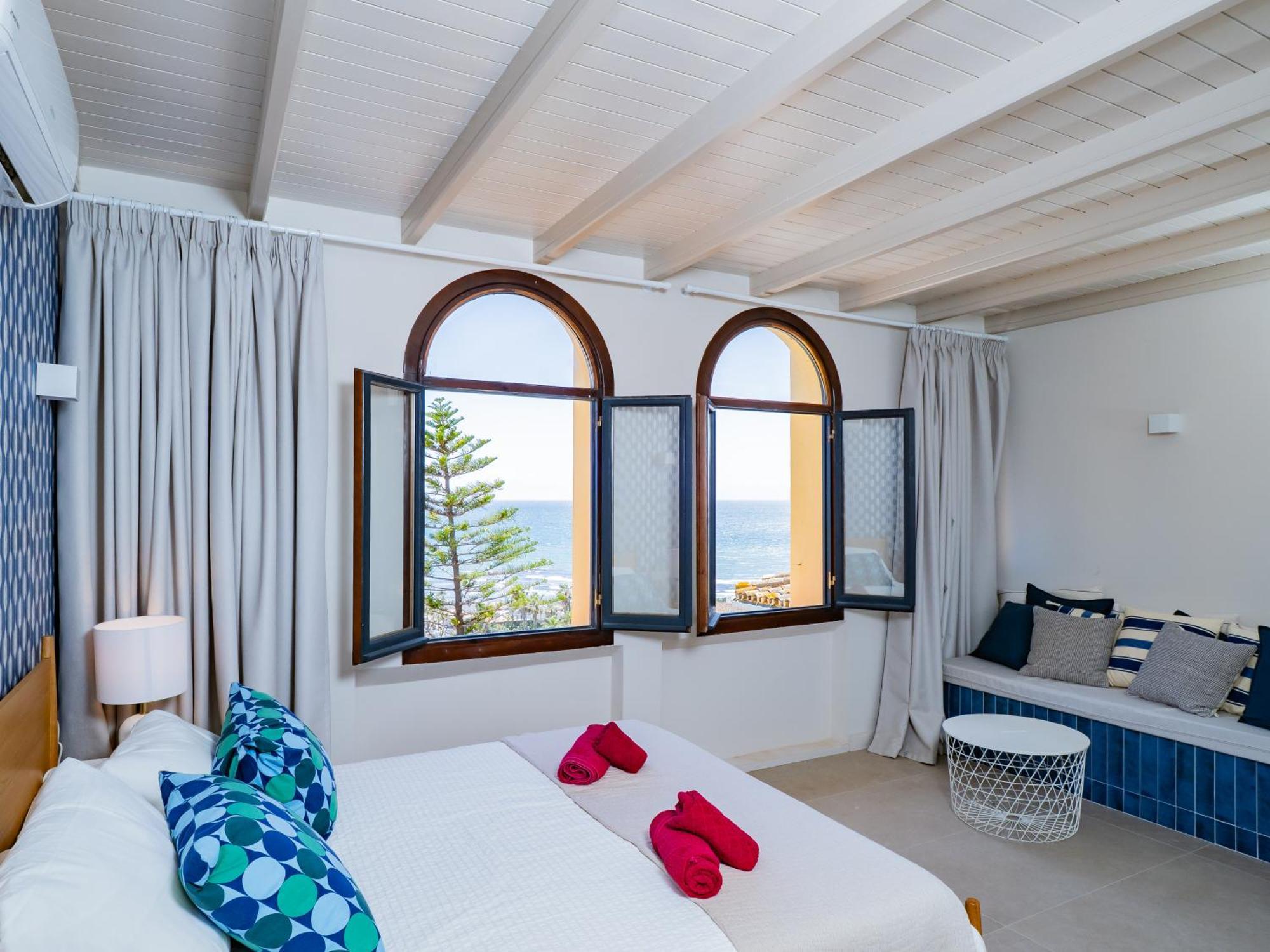 Espectacular Atico De 5 Niveles En Puerto De Cabopino Marbella