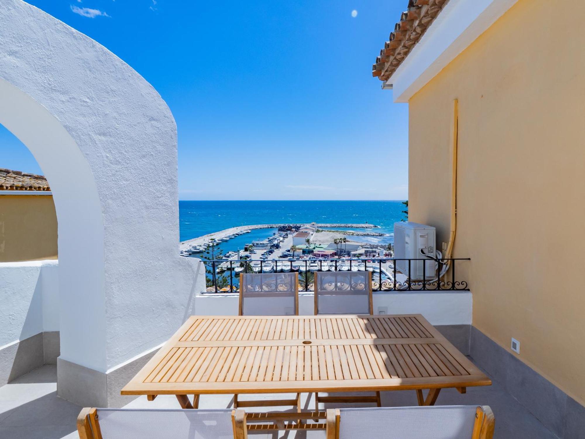 Appartement Espectacular Atico De 5 Niveles En Puerto De Cabopino Marbella