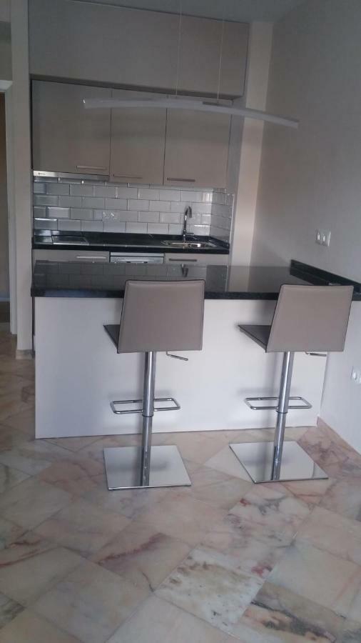 Romana Playa Estudio * Marbella