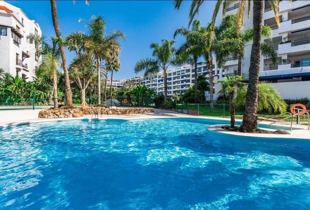 Beautiful In The Heart Of Puerto Banus Apartamento