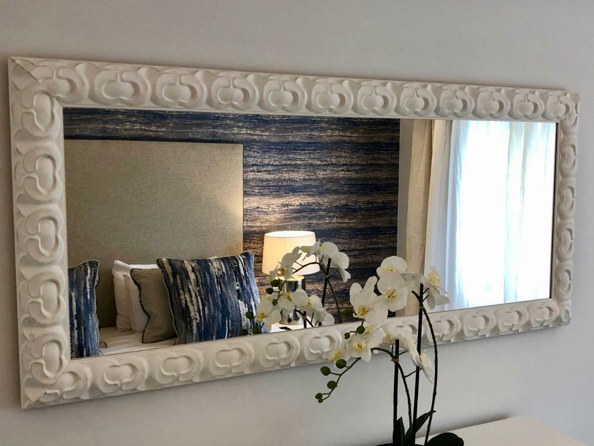 Luxury In La Isla, Walking Distance To Puerto Banus Marbella