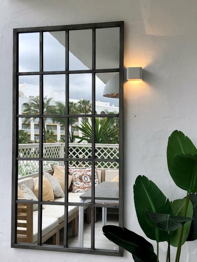 Luxury In La Isla, Walking Distance To Puerto Banus Marbella