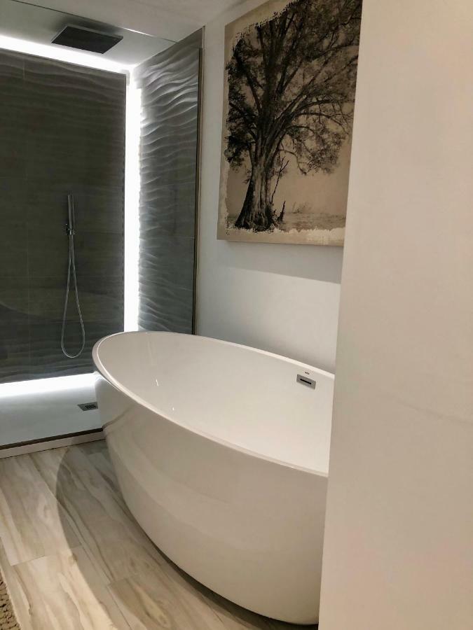 Apartment Luxury In La Isla, Walking Distance To Puerto Banus Marbella