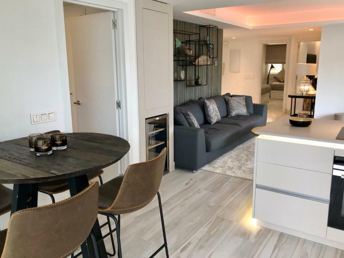 Apartment Luxury In La Isla, Walking Distance To Puerto Banus Marbella