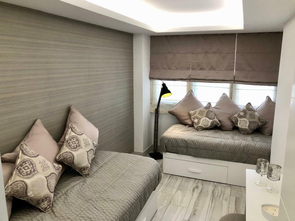 Luxury In La Isla, Walking Distance To Puerto Banus Apartment Marbella