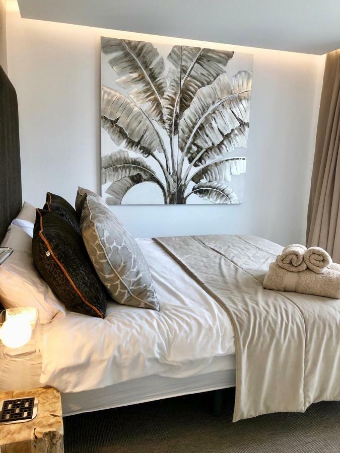 Luxury In La Isla, Walking Distance To Puerto Banus * Marbella