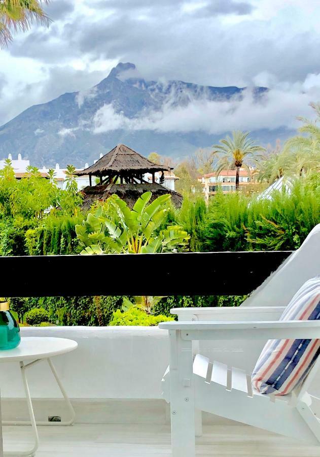 Luxury In La Isla, Walking Distance To Puerto Banus