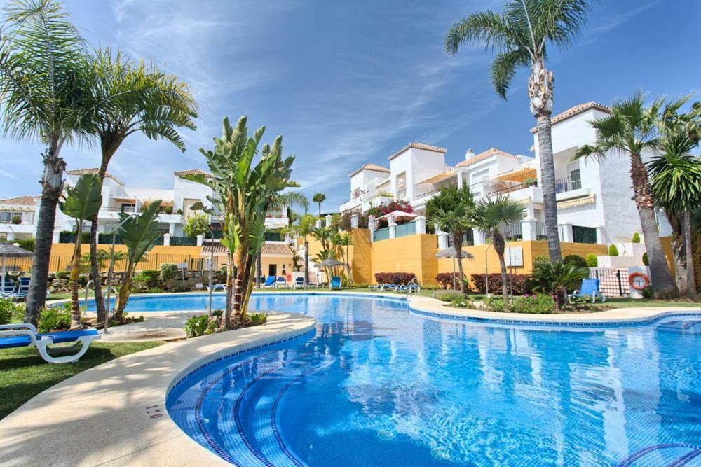 Senorio De Gonzaga Great 2 Bedroom With A Lovely Community Pool In The Heart Of Nueva Andalucia *