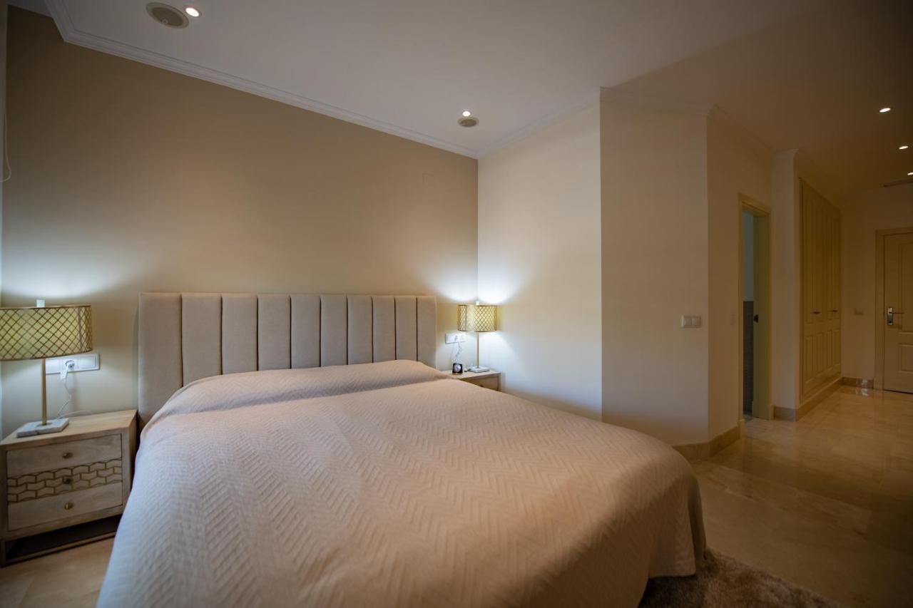Luxury At Lomas Del Rey, Puente Apartamento Marbella