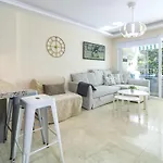 Con- Well Connected Apartment Close To Puerto Banus