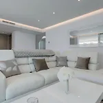 New Modern 3 Bed Apartment Puerto Banus