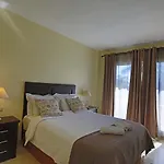 R6 Los Patios 2 Bedroom