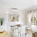 Best Location Apartment In Marbella. Beachfront!!