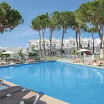Beautiful Home In Marbella-Las Chapas With 2 Bedrooms, Outdoor Swimming Pool And Swimming Pool