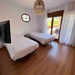 Casa Con Piscina En El Centro De Marbella.