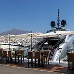 Puerto Banus Luxurious Apartment In The Heart Of The Port