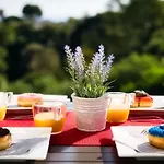 Stay In Paradise Luxury Apartment