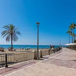 Piso De 2 Dormitorios Playa Bajadilla Marbella Centro