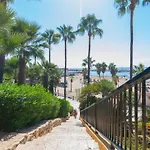 Piso De 2 Dormitorios Playa Bajadilla Marbella Centro