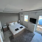 Zeer Luxe Appartement In Puerto Banus