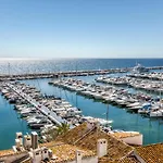 Puerto Banus Penthouse With Panoramic Sea Views