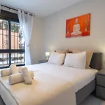Puerto Banus Two Bedroom Luxurious Apartment With Parking