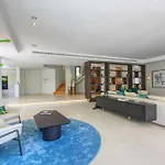 Contemporary & Very Spacious Villa Puerto Banus