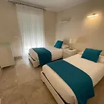 Apartamentos Naranjos del Sol Marbella