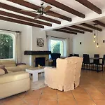 Villa Close To The Beach In Marbella