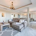 Spacious 6 Bdrm Villa - Golf Lover\'S Paradise