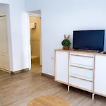 Skol 242 Excellent One Bedroom Apartment With Sea Views