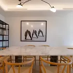 Lujoso Apartamento Con Piscina En Paseo Maritimo Marbella