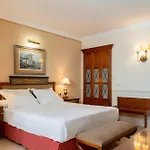 Guadalpin Suites