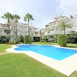 Apartamentos Naranjos del Sol Marbella