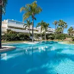Apartamento Altos De Banus L