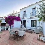 House In Marbella Surrounded By Golf Courses