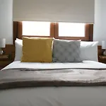 The Carpenter\'S Boutique Apartments